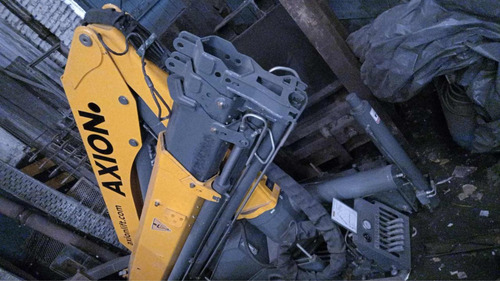 Hidrogrua Axion A155
