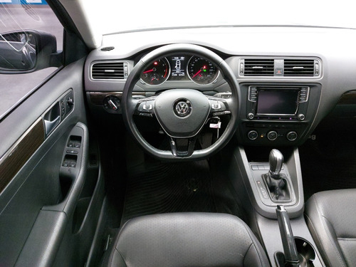 Imagen 12 de 15 de Volkswagen Vento Highline 1.4tsi Dsg