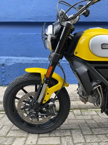 Ducati Scrambler 800 Icon