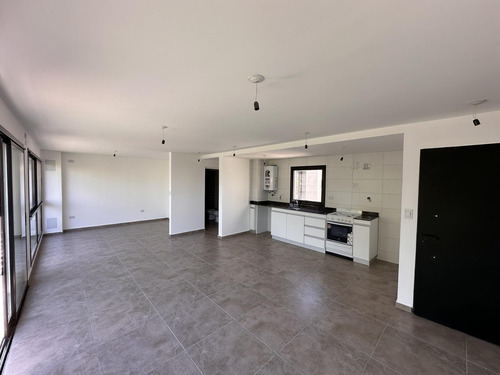Venta Edificio Comercial - Corporativo - Residencial En Bloque, Barrio Guemes, Cordoba Capital