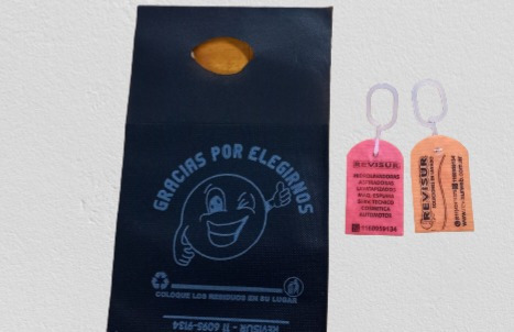 Tarjetas Perfumadas 100 + Bolsas Universales 100 Revisur