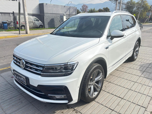 Volkswagen Tiguan 2.0 TSI DSG R-LINE 7A 4MOTION