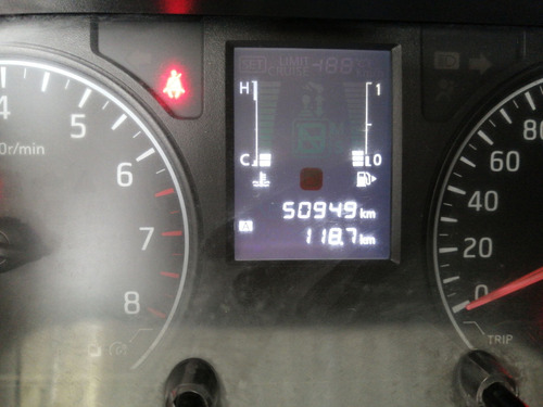Nissan Urvan 2.5 15 Pas Amplia Aa Mt