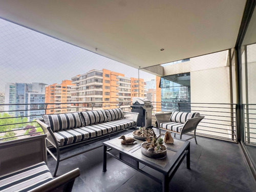 Modern Furnished Flat, 3 Bedrooms, Next To Militares Riesco