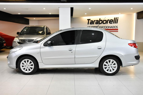 Peugeot 207 1.6 Sedan Xt Premium