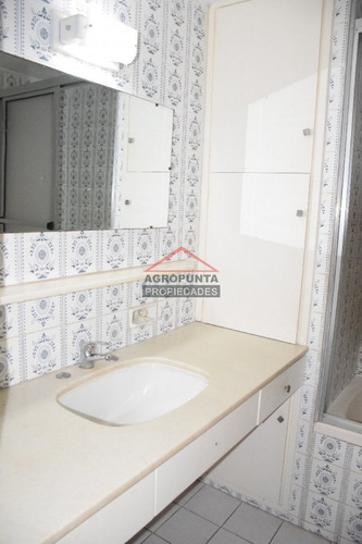 Apartamento En Peninsula 2 Dormitorios- Ref: 4785