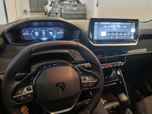 Peugeot 208 1.0T Allure Cvt