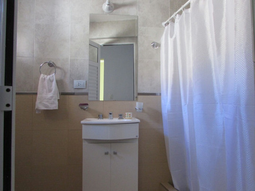Cabaña Villa Carlos Paz Centro, 2 A 6 Personas, Cochera, Cocina Completa, Aa, Wifi, Smartv