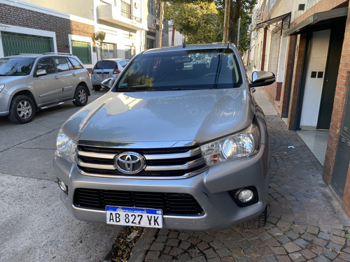 Toyota Hilux 2.8 Cd Srv 177cv 4x2