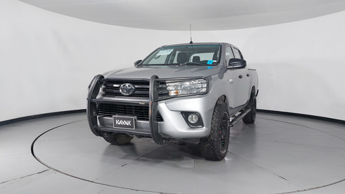 Toyota Hilux 2.8 DIESEL 4WD DOBLE CABINA