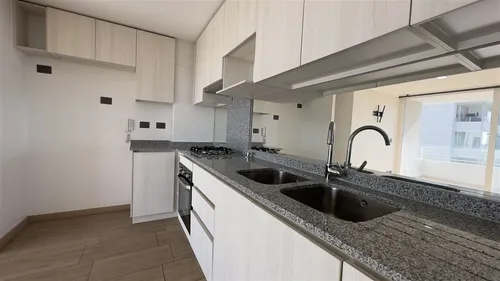 Departamento En Arriendo En Maipú De 2 Dormitorios Grandes