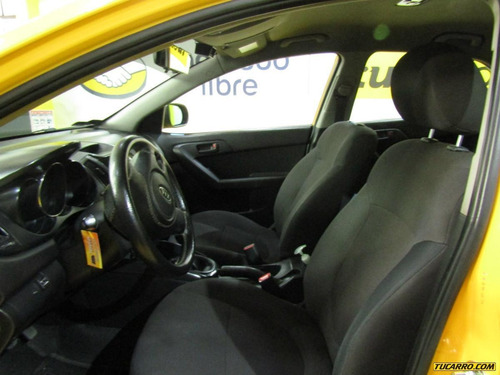 Taxis Kia Cerato Forte Lx
