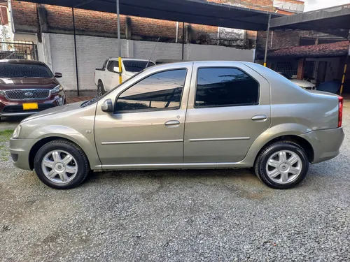 Renault Logan 1.6 Dynamique Fii