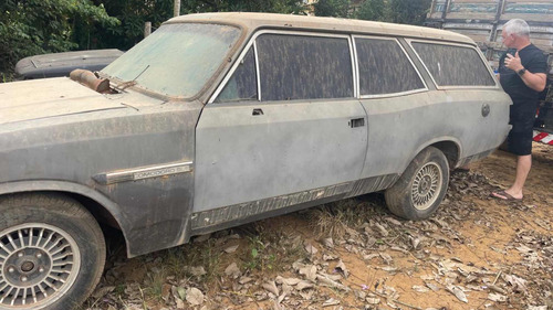 Caravam Motor 4 Cc, Precisa Restauração. Doc Em Dia P Trans.