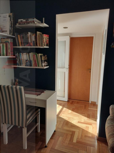 Imagen 4 de 14 de Excelente Semi Piso De 2 Ambientes 62.5m2 Totales!!! - Cocina Independiente - Balcon Y Patio Propio!!!