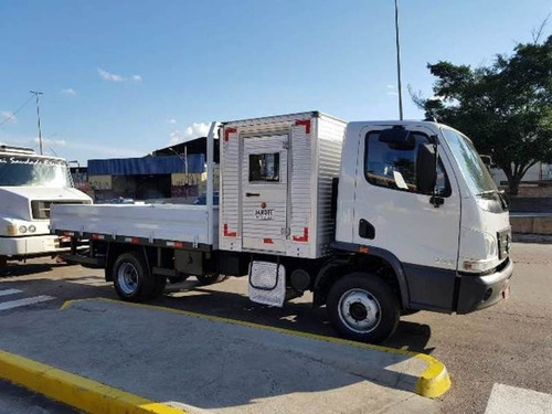 Acello 815 Ano 2018 Cabine Suplementar Cabine Auxiliar