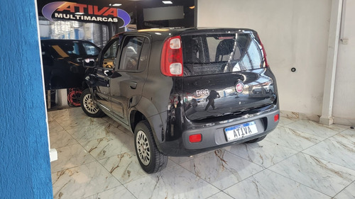 Fiat Uno Uno Vivace 1.0 8V (Flex) 4p