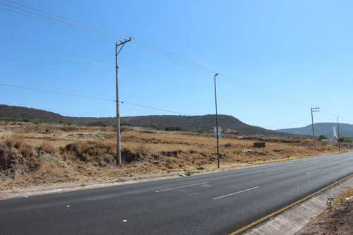 Terreno En Venta Sobre Anillo Vial Fray Junipero Serra Queretaro Qro.