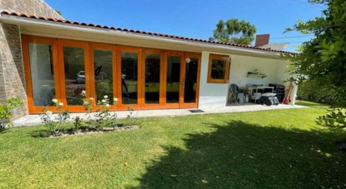 Casa En Venta En El Paraje, Jiutepec Morelos, St08