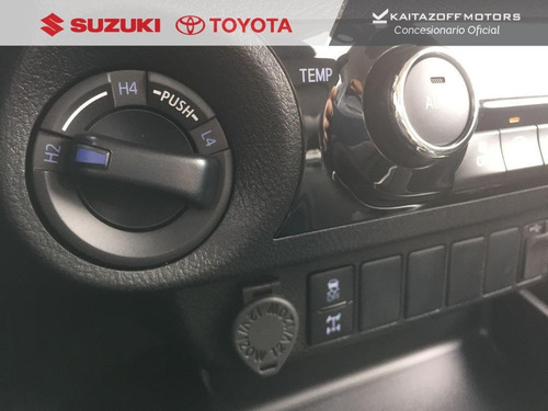 Imagen 11 de 15 de Toyota Hilux Srv 4x2 2022 0km