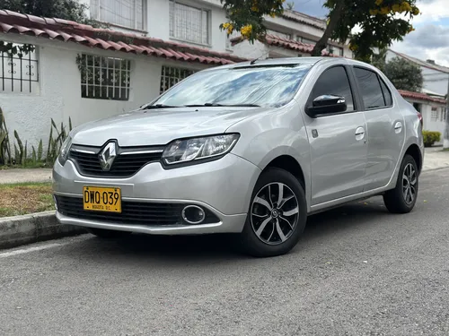 Renault Logan 1.6 Expression / Life +