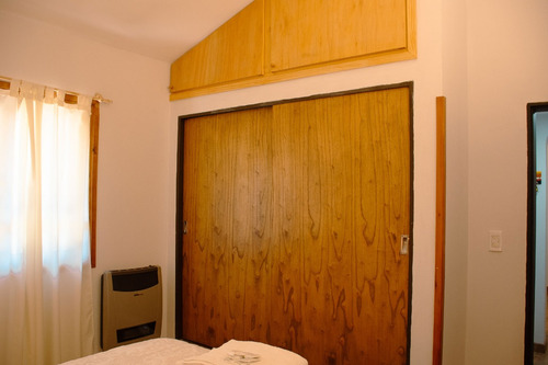 Alquilo Acogedor Chalet En Excelente Ubicación En Villa General Belgrano