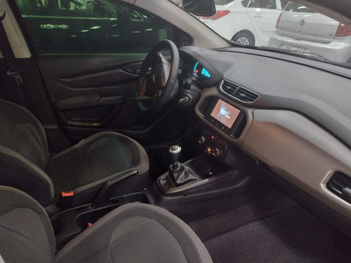 Imagem 12 de 14 de Chevrolet Prisma 2016