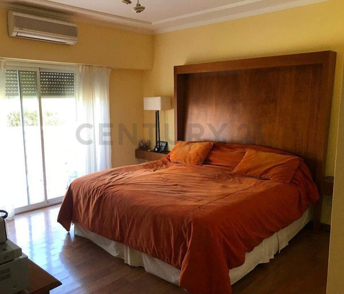 Venta Casa En - Abril Club De Campo -
