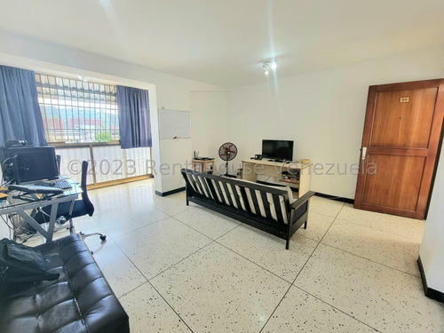 Lindo Y Cómodo Apartamento Los Rosales  Venta Mls #24-12323