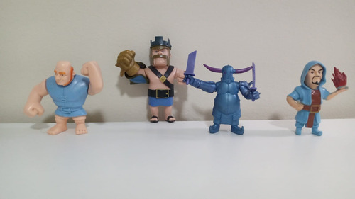 4 Bonecos Clash Royale Clas Of Clans