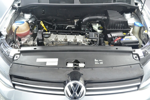 Imagen 12 de 12 de Volkswagen Suran 1.6 Trendline Mt 2016-imolaautos