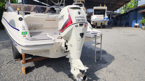 Focker 240 + Evinrude E-tec 300 Hp