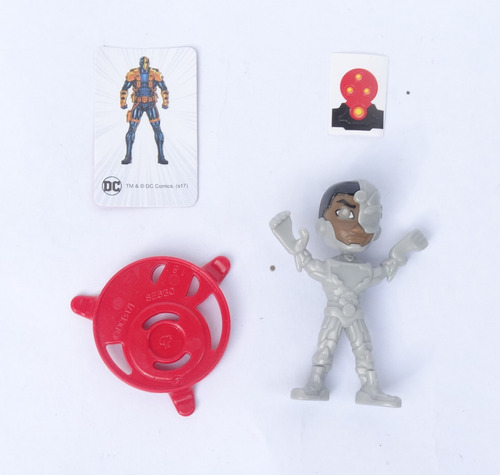 Boneco Personagem Liga Da Justiça Cyborg Kinder Joy - Novo