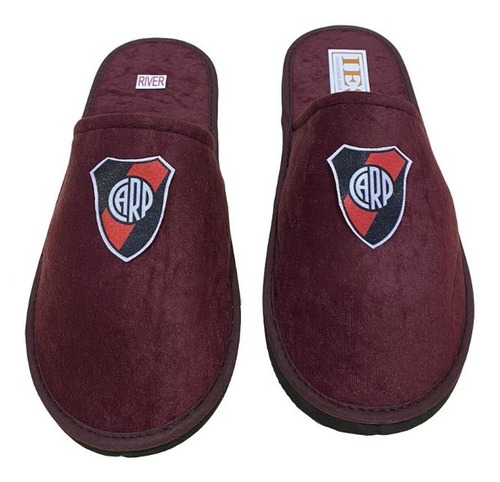 Pantuflas Chinelas Futbol Escudo Estampado Comodas Chicos 