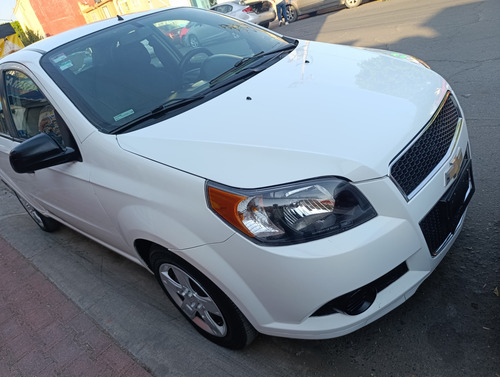 Aveo Mod. 2015 Std. Seguros Eléctricos Clima.