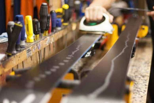 Imagen 1 de 2 de Encerado Afildo Reparacion Ski Y Snowboard