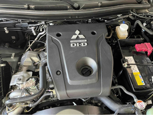 Imagen 9 de 22 de Chevrolet S10 2023 2.8 Cd 4x4 Ltz Tdci 200cv At