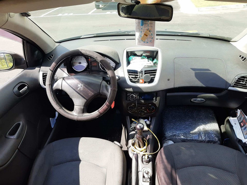 Imagem 5 de 14 de Peugeot 207 1.4 Xr Sport 8v Flex 4p Manual