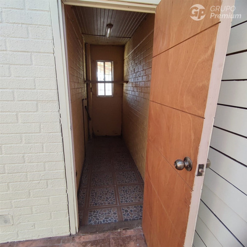 Casa En Venta De 3d 2b Y 1e En Puente Alto