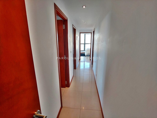 Imagen 10 de 19 de Apartamento En Torre De Categoria.