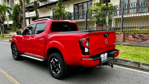 Nissan Frontier 2.5 LE DIESEL AUTOMÁTICA 4x4 FULL EQUIPO 2022