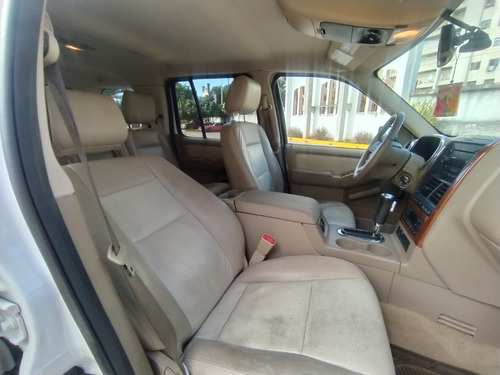 Imagen 7 de 13 de Ford Explorer