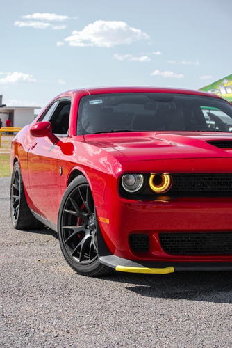 Imagen 4 de 9 de Dodge Challenger 6.2 Srt Hellcat At