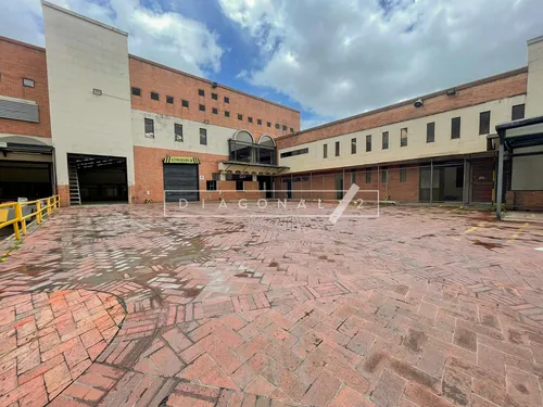 Bodega Industrial En Arriendo En Gorgonzola