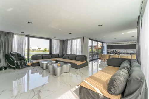 Venta Casa 4 Ambientes En Horizontes Al Sur