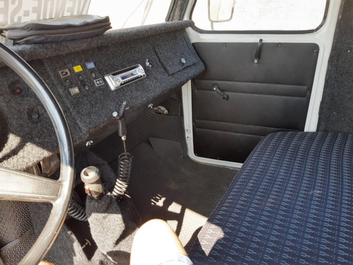 Scania 111 - 1973 - Jacaré
