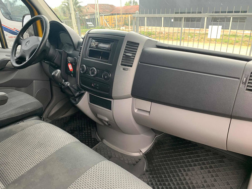 Imagen 16 de 20 de Mercedes-benz Sprinter 2014 2.1 415 Furgon 3250 150cv Tn V2