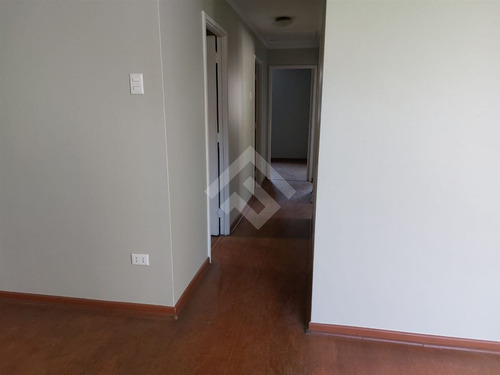 Casa En Venta De 3 Dorm. En Macul