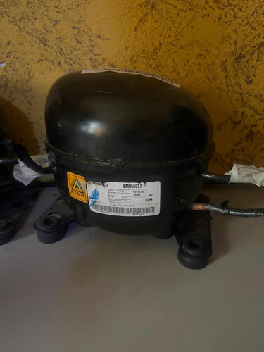 Compresor Embraco R600