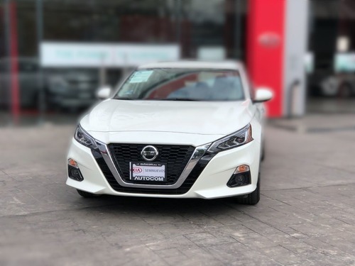 Imagen 1 de 15 de Nissan Altima 4 Puertas